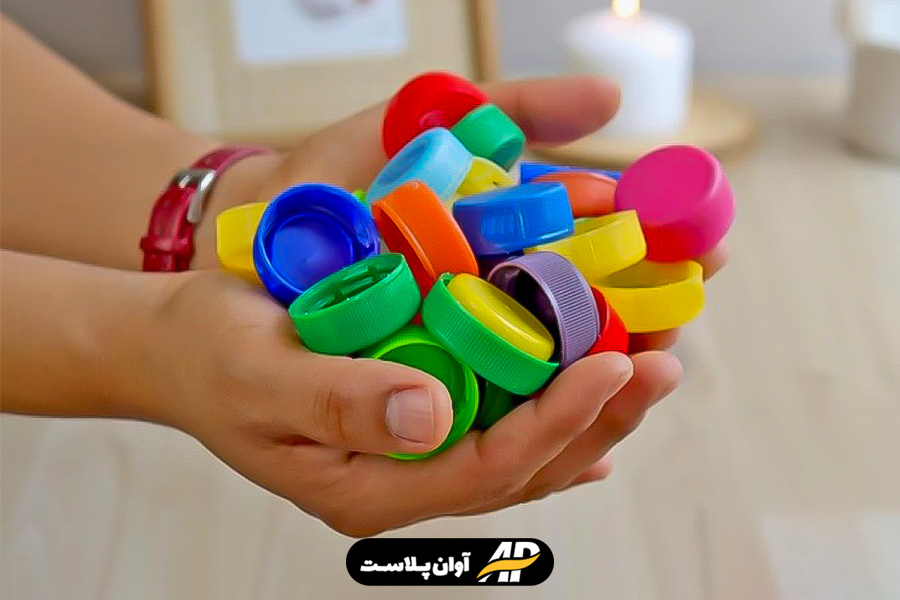 بررسی نوع مواد اولیه بهکاررفته در تولید درب بطری